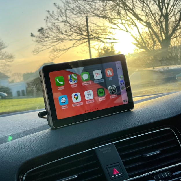 apple carplay reverse camera